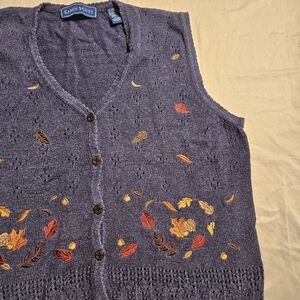 Karen Scott Vtg Navy Blue Sweater‎ Vest M Button Front Embroidered Fall Leaves